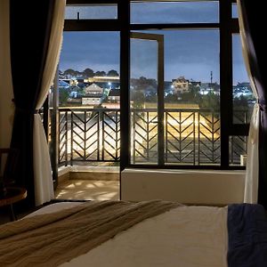 Executive King Suite